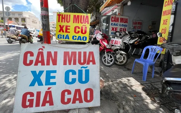 Chuẩn bị giấy tờ xe đầy đủ và hợp lệ
