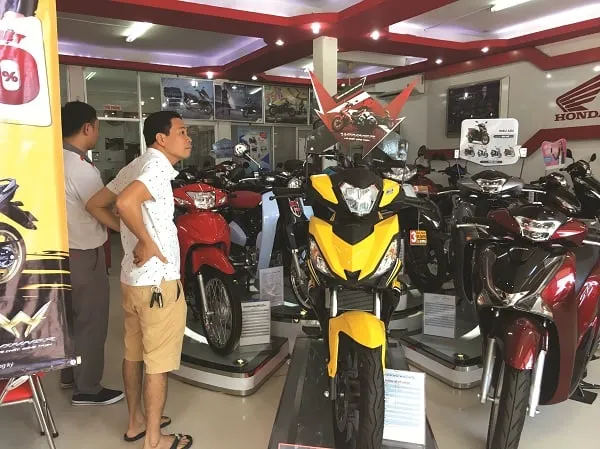 Ưu điểm khi mua xe trong hãng